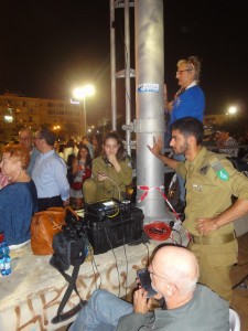 Radioreporter des israelischen Armeesenders "Galgalatz"