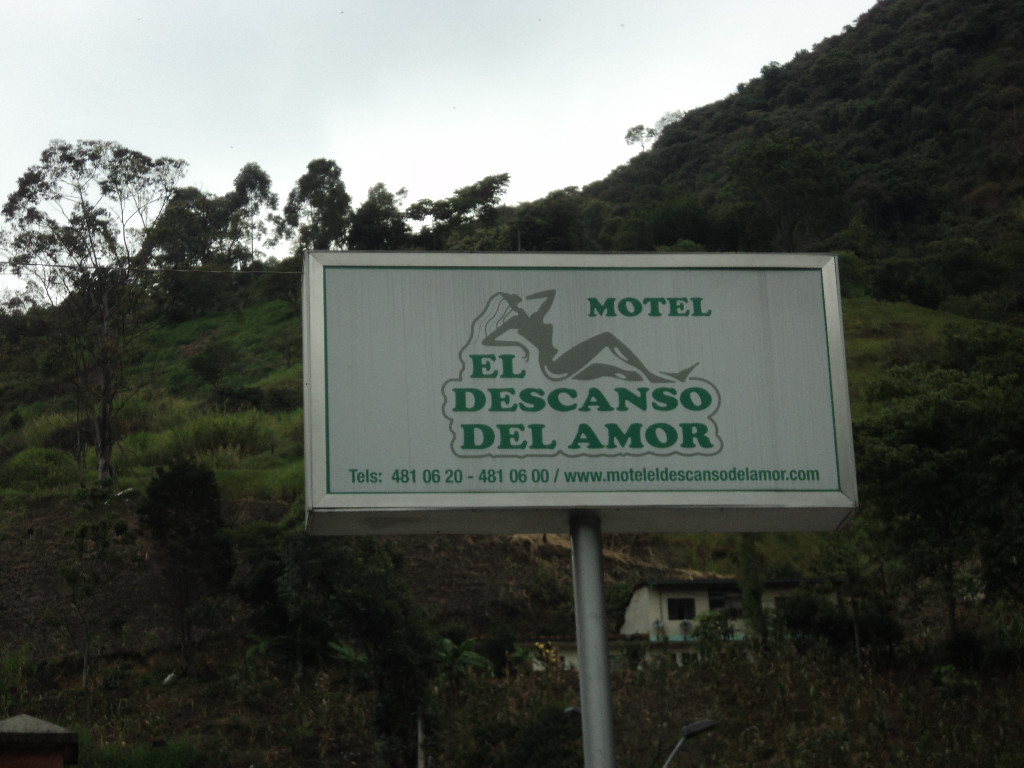 Eines der bekanntesten Motels in Medellín